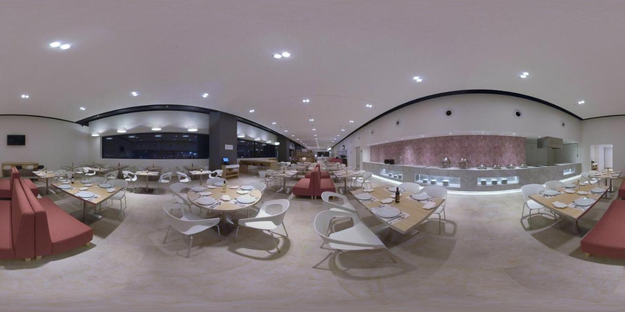 Fiesta Inn Parque 普埃布拉 外观 照片