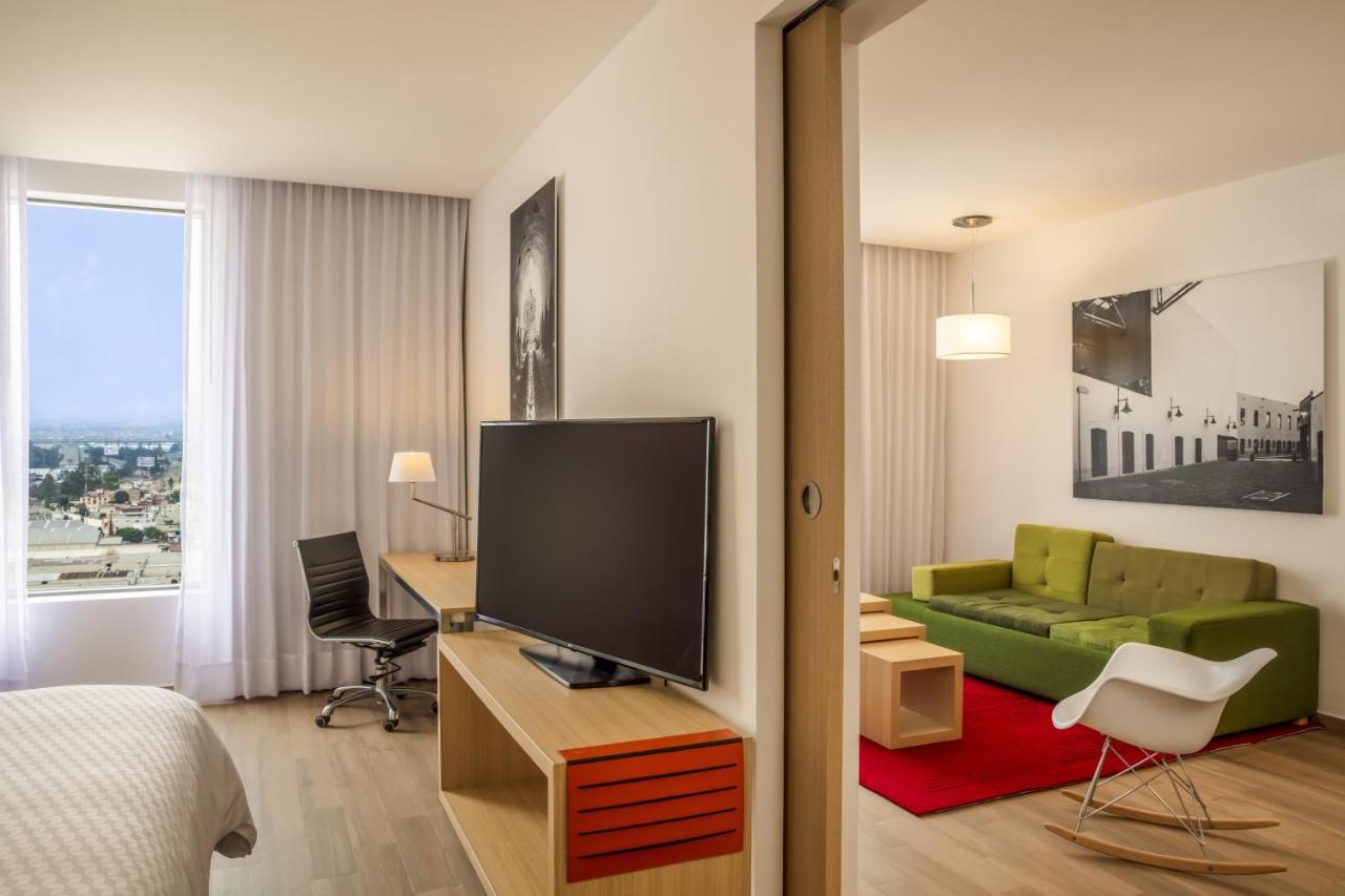 Fiesta Inn Parque 普埃布拉 外观 照片