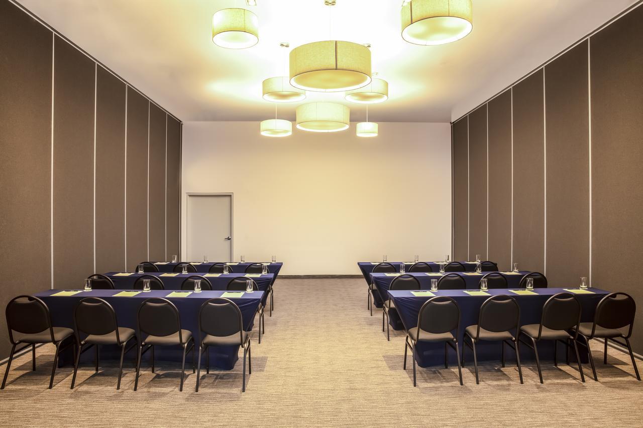 Fiesta Inn Parque 普埃布拉 外观 照片