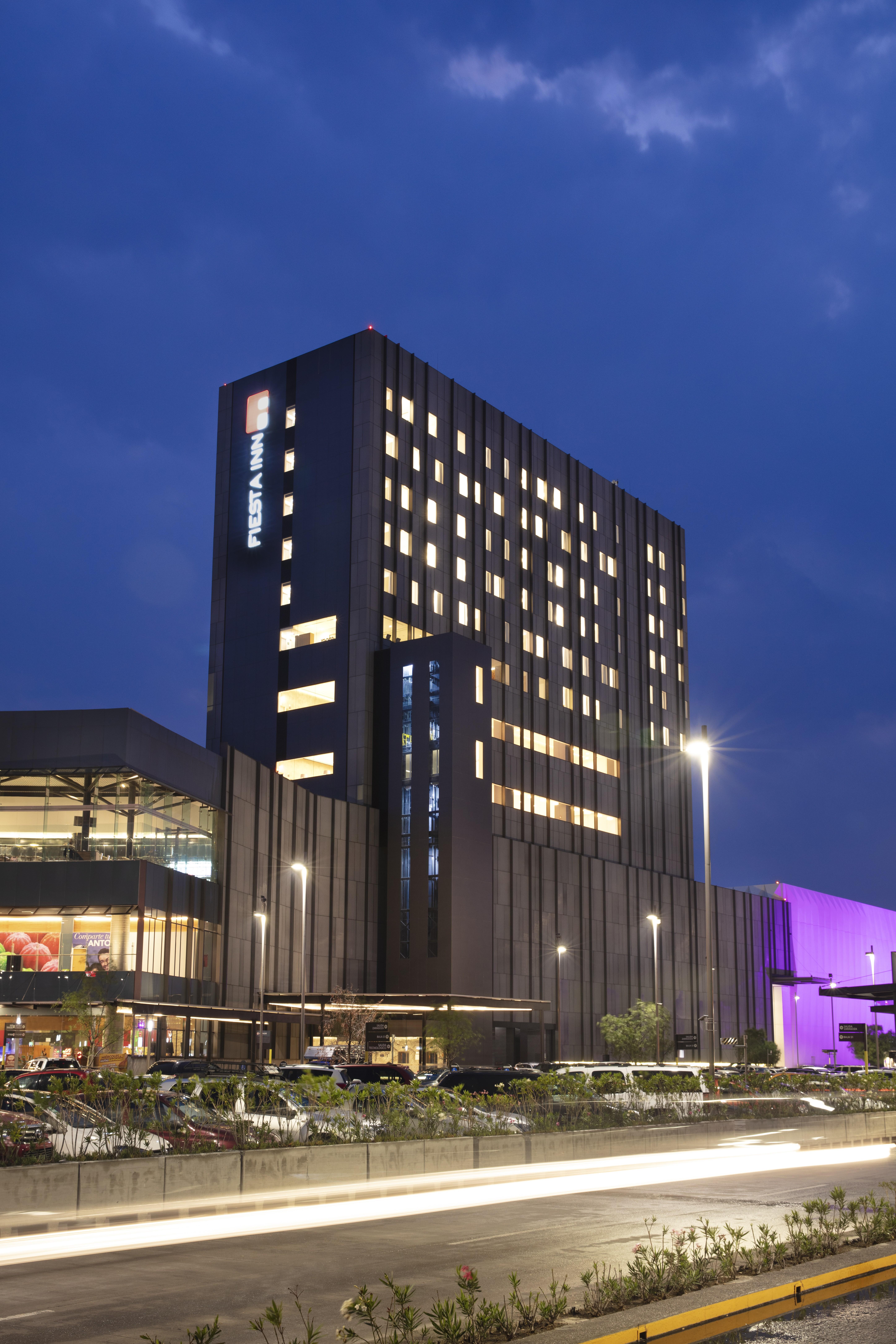 Fiesta Inn Parque 普埃布拉 外观 照片