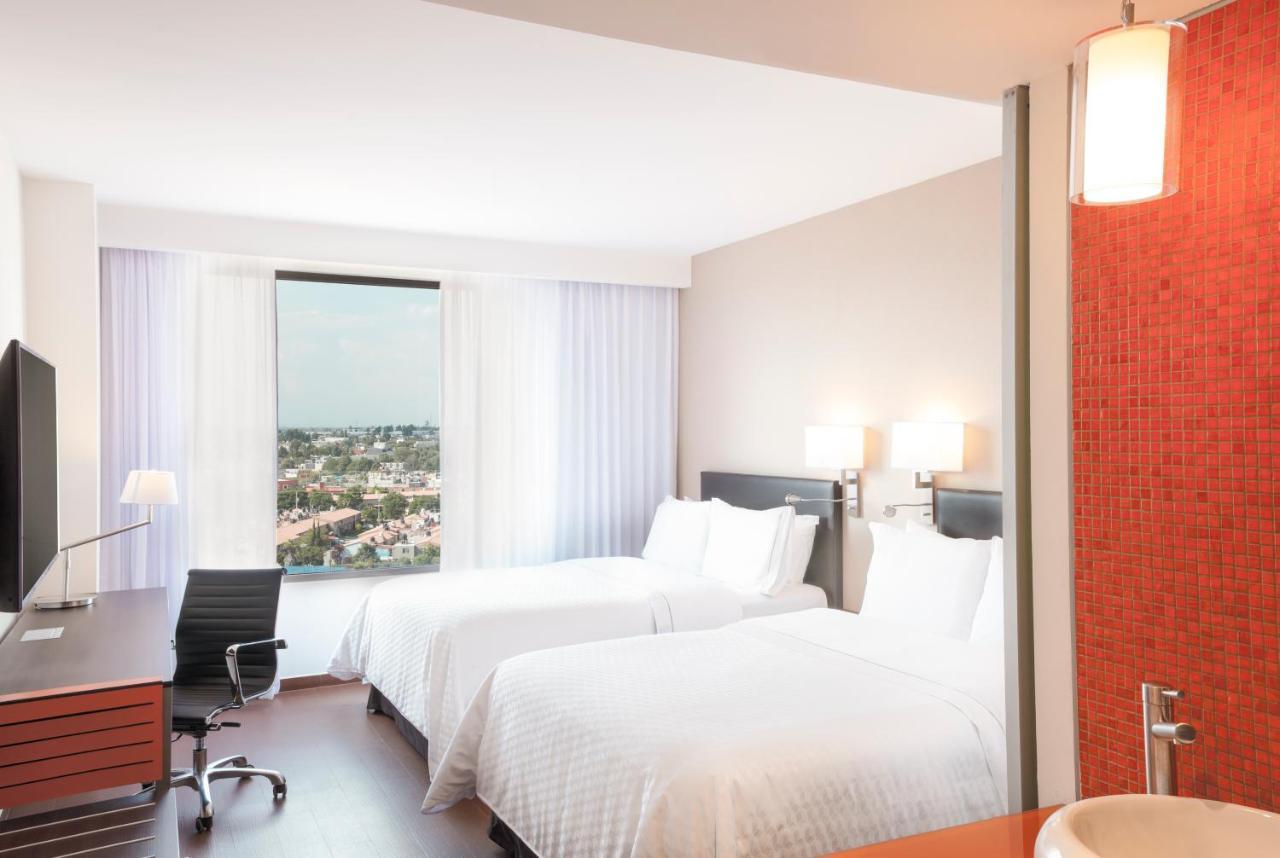 Fiesta Inn Parque 普埃布拉 外观 照片