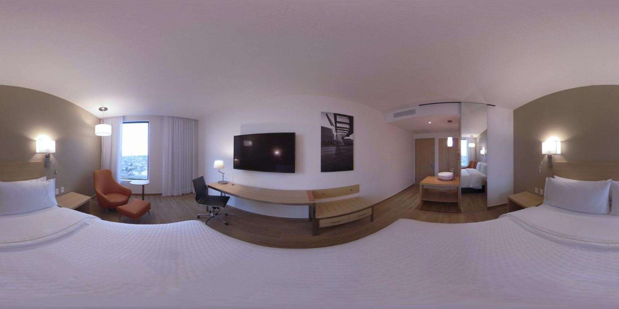 Fiesta Inn Parque 普埃布拉 外观 照片